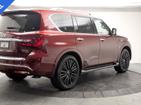 Used 2020 INFINITI QX80 Limited w/ All-Season Package image 3