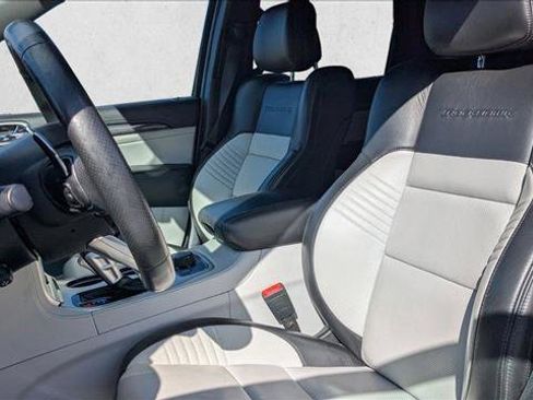 Used 2021 Jeep Grand Cherokee Trackhawk image 24