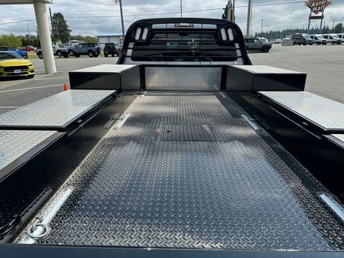 Used 2016 Ford F550 4x4 Crew Cab Super Duty image 9