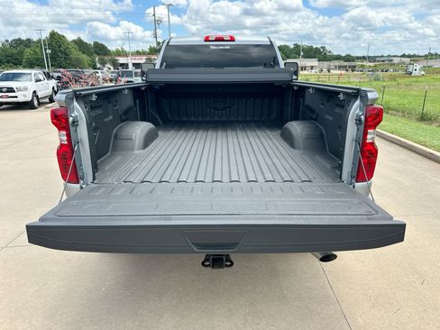 Used 2025 Chevrolet Silverado 2500 LT w/ Convenience Package AWD/4WD image 23