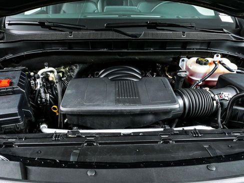 Certified 2024 Chevrolet Suburban RST w/ Luxury Package RWD image 38