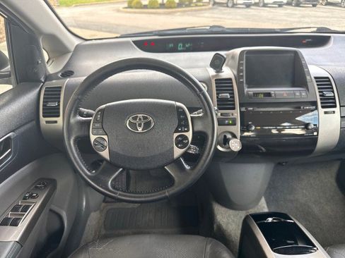 Used 2008 Toyota Prius Touring FWD image 8