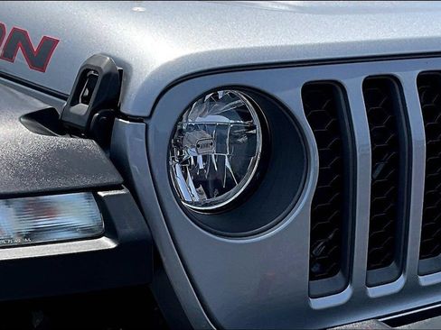 Used 2020 Jeep Gladiator Rubicon AWD/4WD image 33
