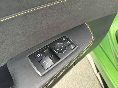 Used 2018 Mercedes-Benz AMG GT R image 25