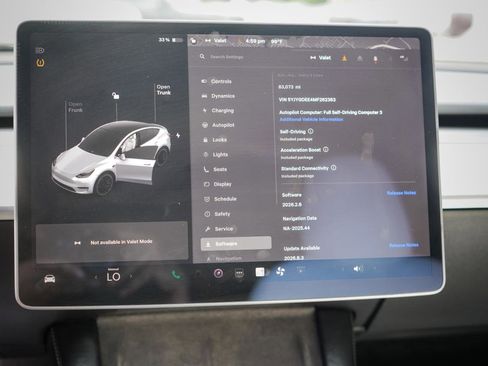 Used 2021 Tesla Model Y Long Range AWD/4WD image 11