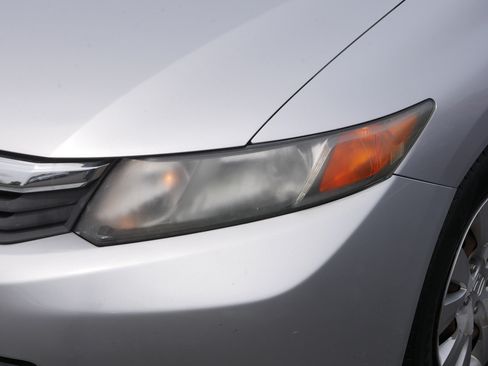 Used 2012 Honda Civic LX image 16