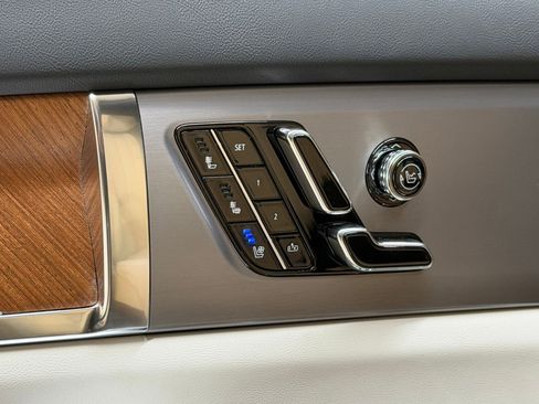 New 2026 Cadillac Vistiq Sport image 26