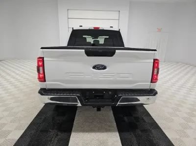 Used 2023 Ford F150 XLT w/ Trailer Tow Package AWD/4WD image 3