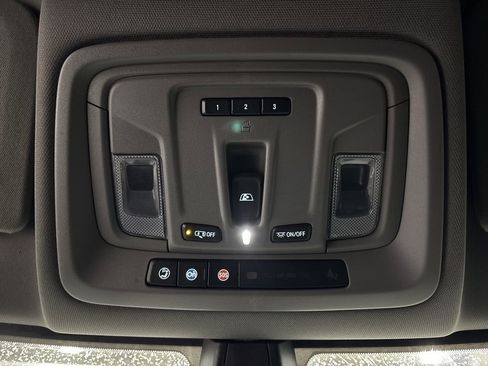 Used 2020 Chevrolet Silverado 1500 RST w/ Rally Edition image 28