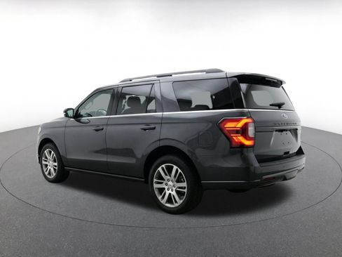 Used 2024 Ford Expedition Limited AWD/4WD image 6
