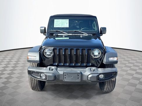Used 2022 Jeep Wrangler Unlimited Sport AWD/4WD image 2