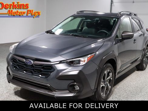 Used 2024 Subaru Crosstrek 2.0i Premium w/ Crosstrek Mirror Package AWD/4WD image 1