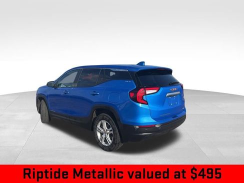 Certified 2024 GMC Terrain SLE image 3