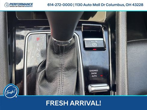 Used 2025 Jeep Compass Limited image 25