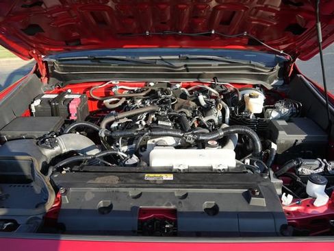 Used 2024 Toyota Tacoma SR RWD image 12