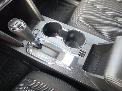 Used 2016 Chevrolet Equinox LT image 23