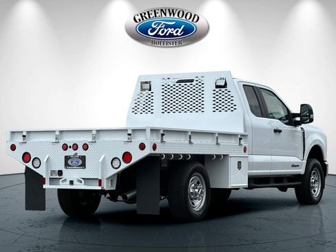 New 2026 Ford F350 XL w/ XL Chrome Package image 4