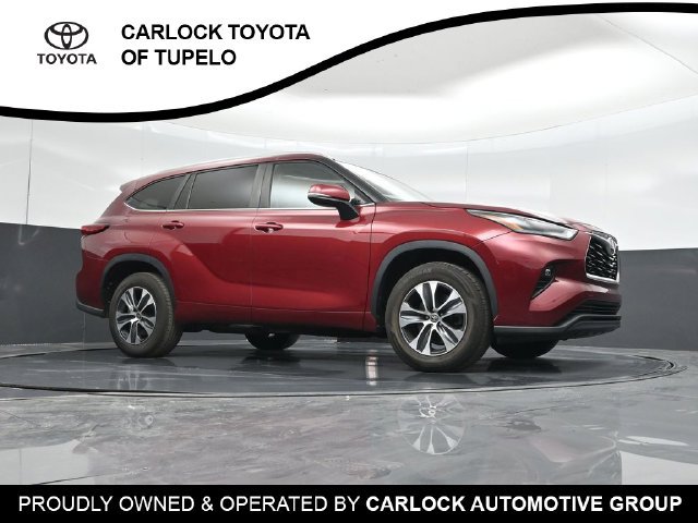 Used 2023 Toyota Highlander XLE FWD image 59