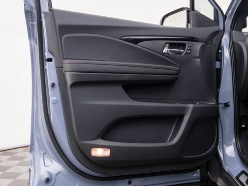 New 2026 Honda Ridgeline Black Edition image 14