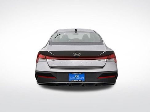 Used 2024 Hyundai Elantra SEL image 6