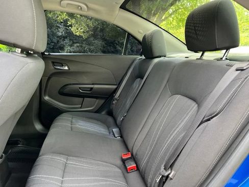 Used 2019 Chevrolet Sonic LT w/ Convenience Package FWD image 17