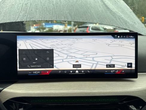 Used 2025 BMW 330i xDrive Sedan image 25