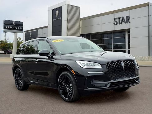 Used 2025 Lincoln Corsair Grand Touring w/ Equipment Group 302A AWD/4WD image 1