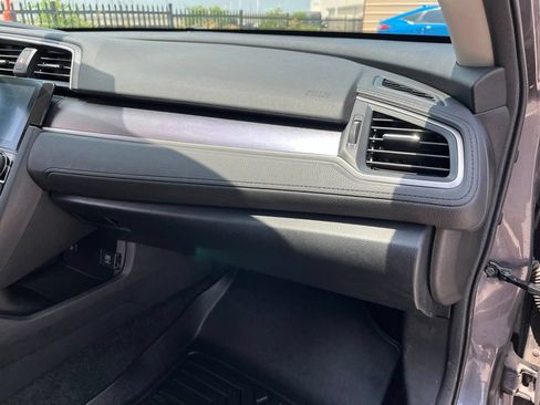Certified 2017 Honda Civic EX-T image 28