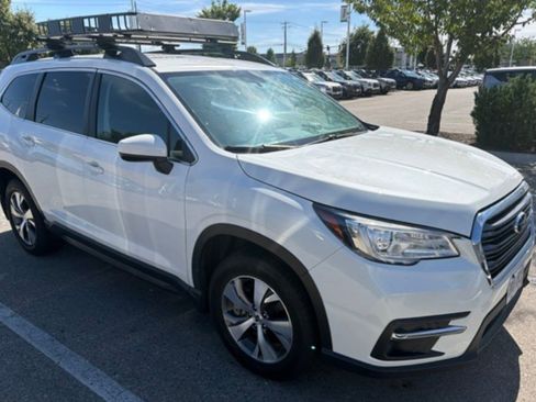 Used 2021 Subaru Ascent Premium w/ Convenience Package AWD/4WD image 29