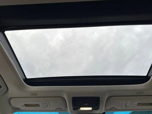 Used 2019 Lexus ES 350 image 30