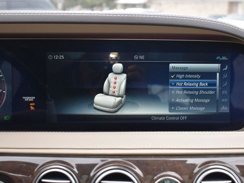 Used 2019 Mercedes-Benz S 560 4MATIC Sedan image 20