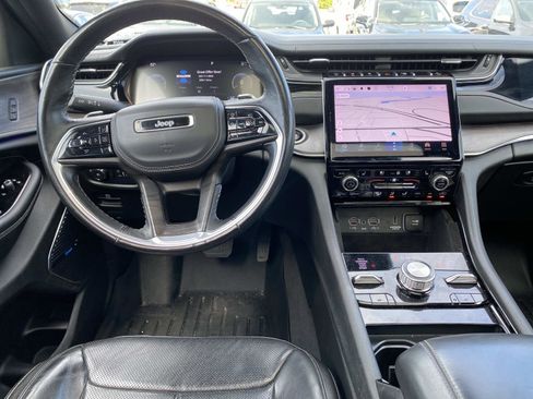 Used 2022 Jeep Grand Cherokee L Overland image 10