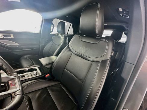 Used 2023 Ford Explorer ST w/ Equipment Group 401A AWD/4WD image 21