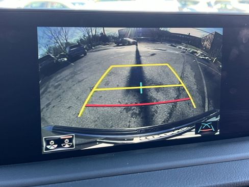 Used 2020 Lexus RX 350L Premium w/ Premium Package image 17