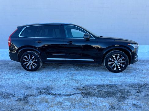 Used 2025 Volvo XC90 B5 Core image 5