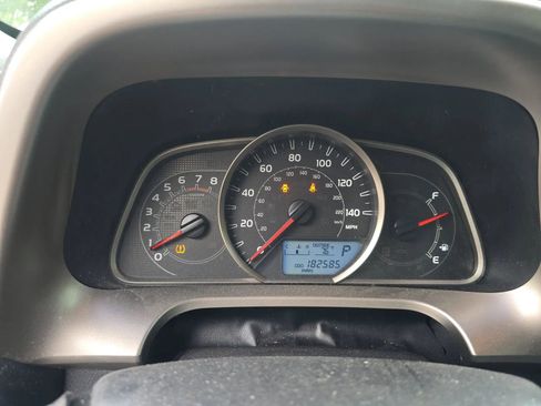 Used 2015 Toyota RAV4 XLE image 9