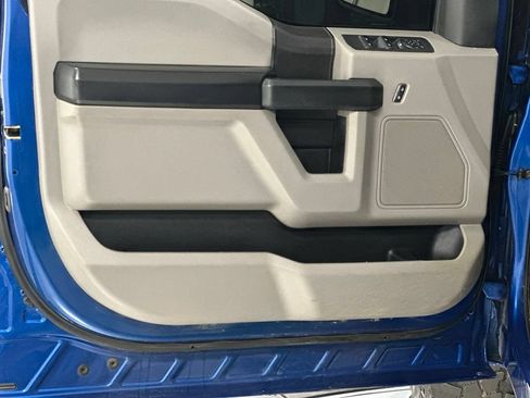 Used 2018 Ford F150 XL w/ Equipment Group 101A Mid AWD/4WD image 16