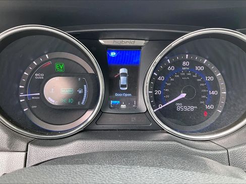 Used 2014 Hyundai Sonata Limited w/ Panoramic Sunroof Package 02 FWD image 27