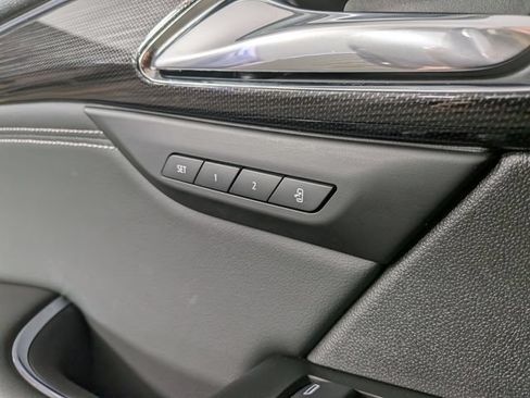 Used 2023 Buick Envision Essence w/ Sport Touring Package FWD image 11