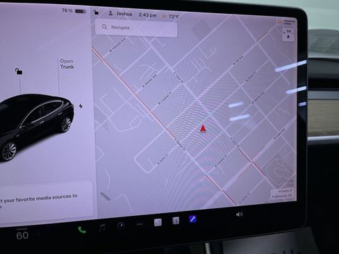 Used 2018 Tesla Model 3 Long Range image 22