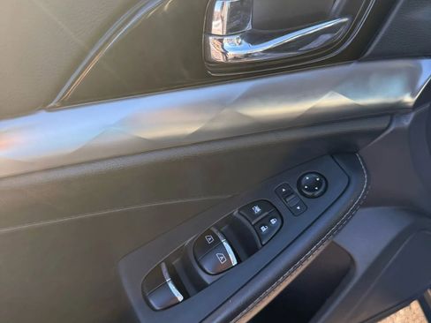 Used 2022 Nissan Maxima SV w/ Floor Mat Group image 17