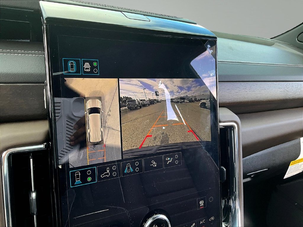 New 2026 GMC Yukon XL Denali Ultimate AWD/4WD image 23