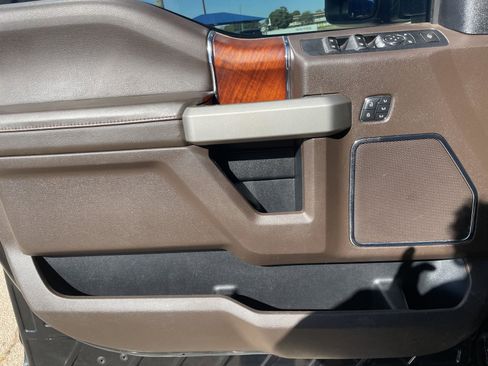 Used 2020 Ford F250 King Ranch w/ King Ranch Ultimate Package image 27