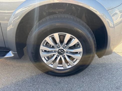 Used 2023 Nissan Armada SV image 12