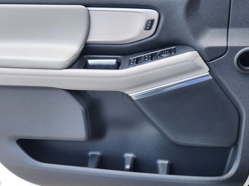 New 2026 Ford Expedition Active RWD image 16
