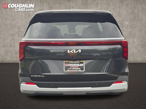 New 2026 Kia Carnival FWD image 6