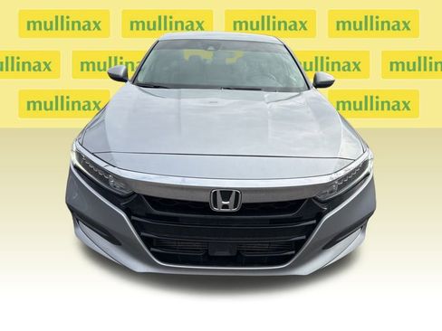 Used 2018 Honda Accord LX image 2