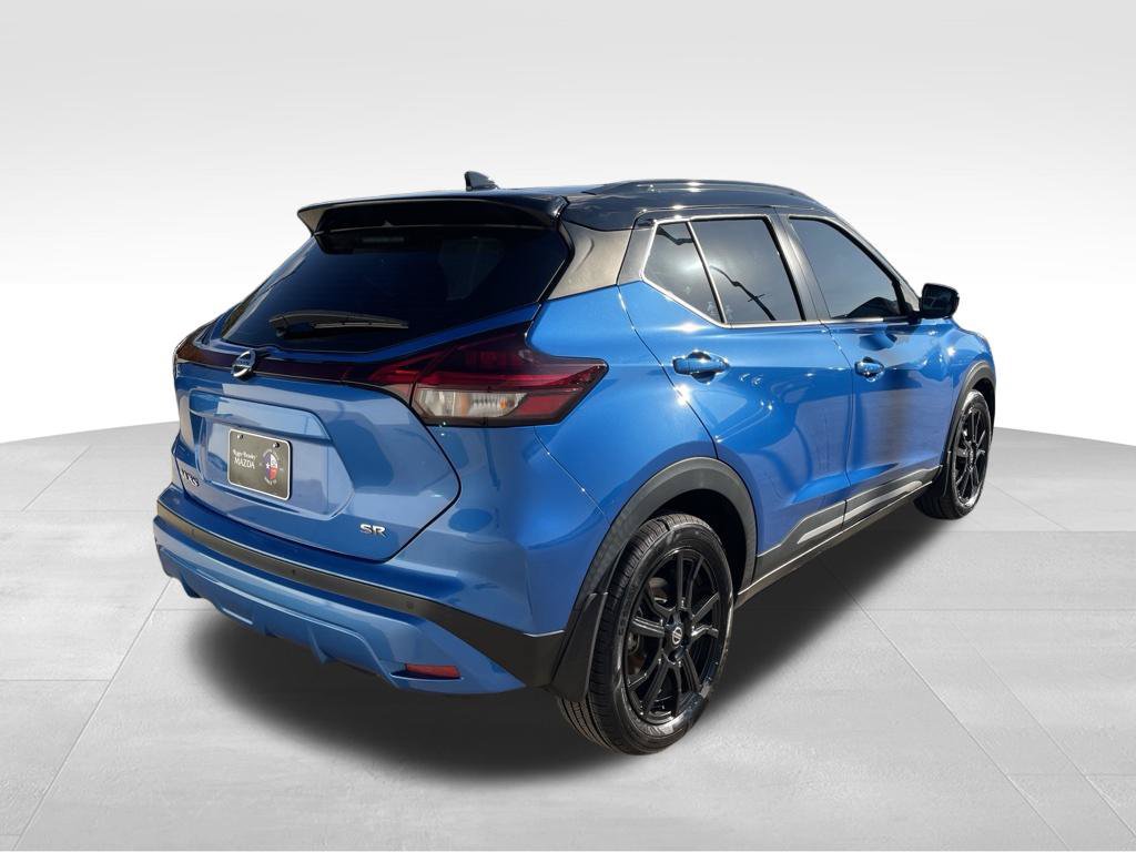 Used 2021 Nissan Kicks SR FWD image 5