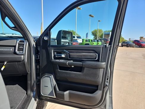 New 2026 RAM 3500 Laramie AWD/4WD image 27