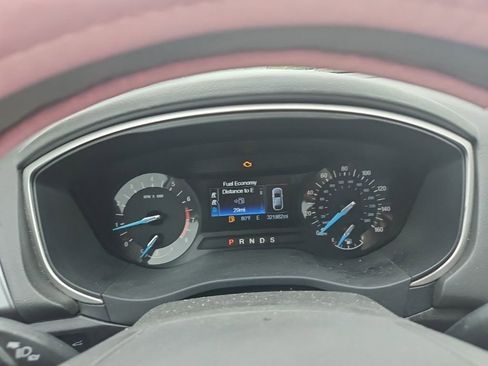 Used 2013 Ford Fusion SE FWD image 18